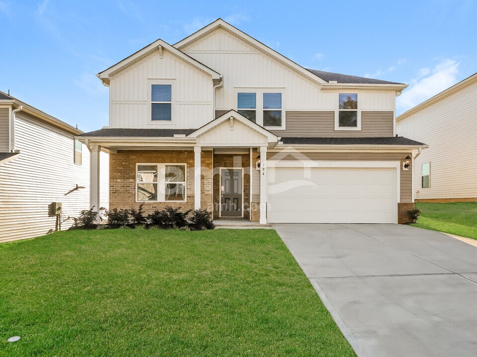 794 Treeline Rd in Moore, SC - Building Photo