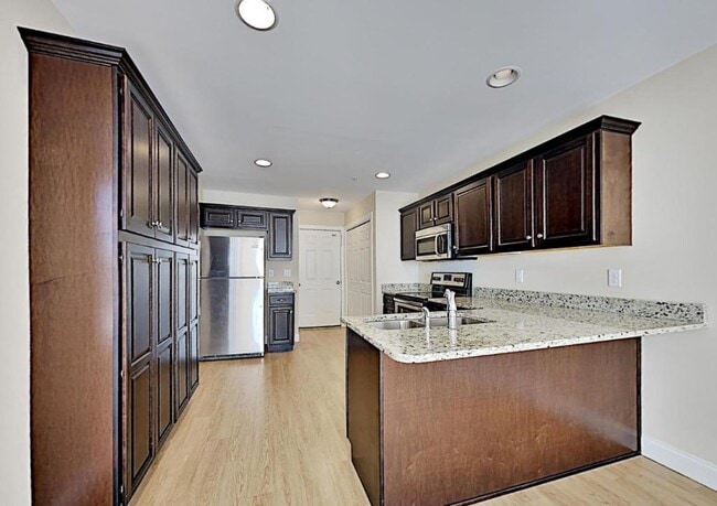 125 Surrey Ct in Mechanicsburg, PA - Building Photo - Building Photo