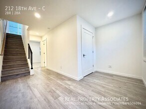 212 18th Ave in Seattle, WA - Building Photo - Building Photo