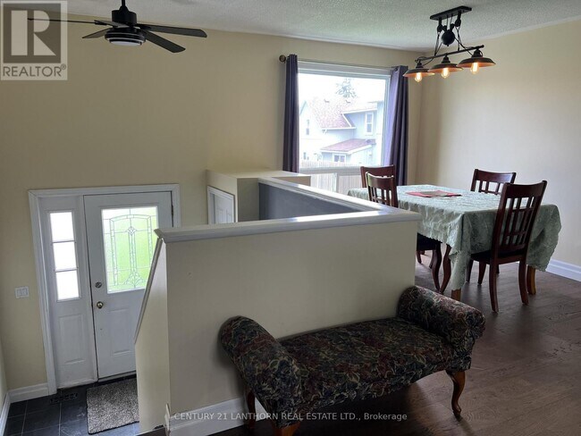 735-735 County Rd 28 in Belleville, ON - Building Photo - Building Photo