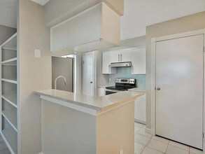 2120 El Paseo St, Unit 2902 in Houston, TX - Building Photo - Building Photo