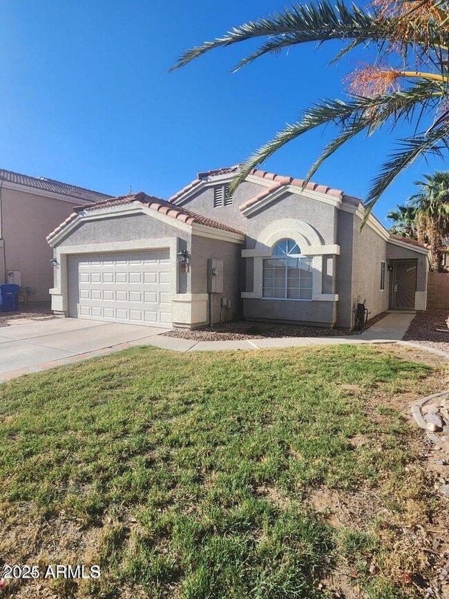11954 W Holly St in Avondale, AZ - Building Photo - Building Photo