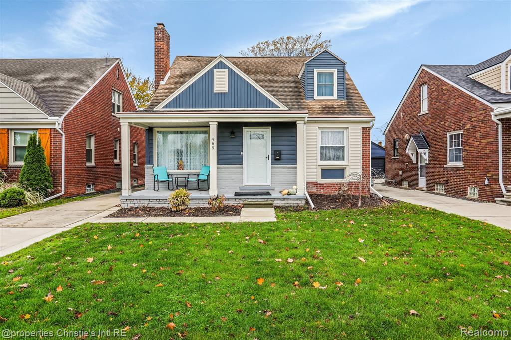 469 Kerby Rd in Grosse Pointe Farms, MI - Building Photo