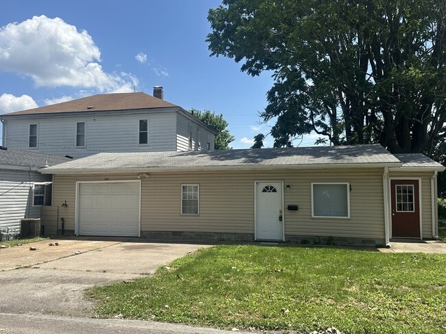 property at 316 N Pence St
