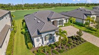 5623 Mulligan Way in Bradenton, FL - Foto de edificio - Building Photo