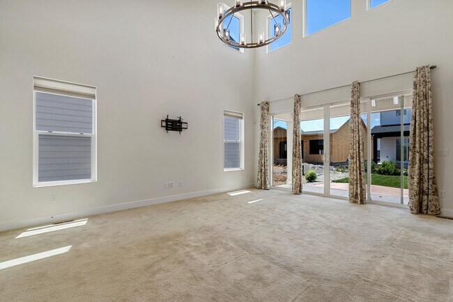 5015 Oakley Dr in Timnath, CO - Building Photo - Building Photo