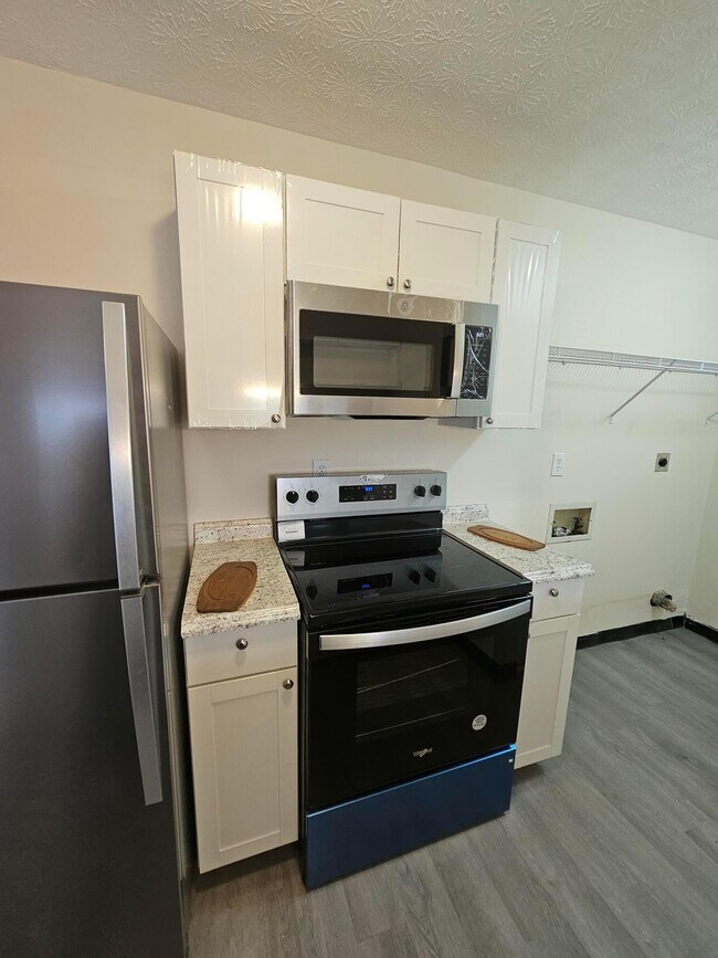 2446 Winding Hills Ct in Columbus, OH - Building Photo - Building Photo
