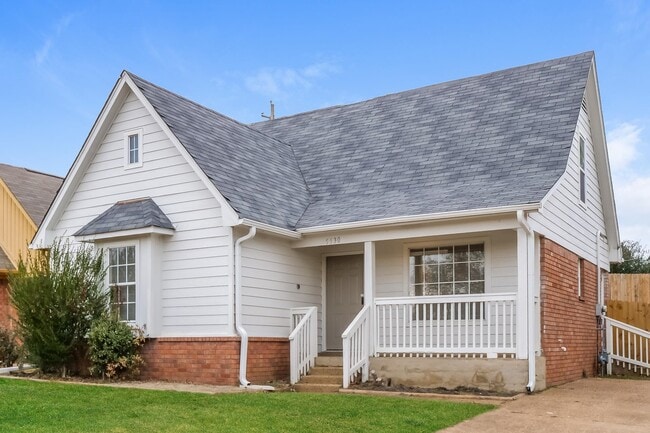 5530 Oak Branch Cir N in Memphis, TN - Building Photo - Building Photo