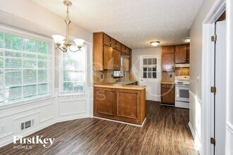 902 Old Norcross Tucker Rd in Tucker, GA - Building Photo - Building Photo