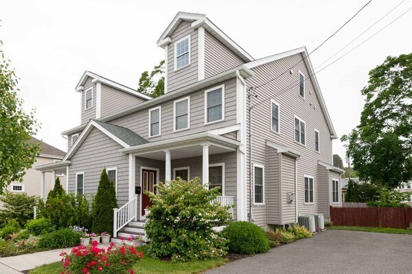 162 Sycamore St in Watertown, MA - Building Photo - Building Photo