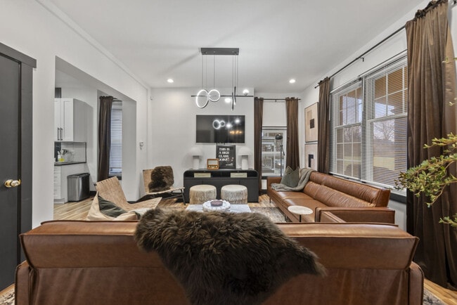 property at 286 Taylor Ave