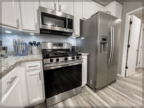 244 S Oak Creek Ln in Romeoville, IL - Building Photo - Building Photo