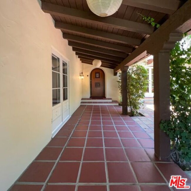 309 S Bedford Dr in Beverly Hills, CA - Building Photo - Building Photo