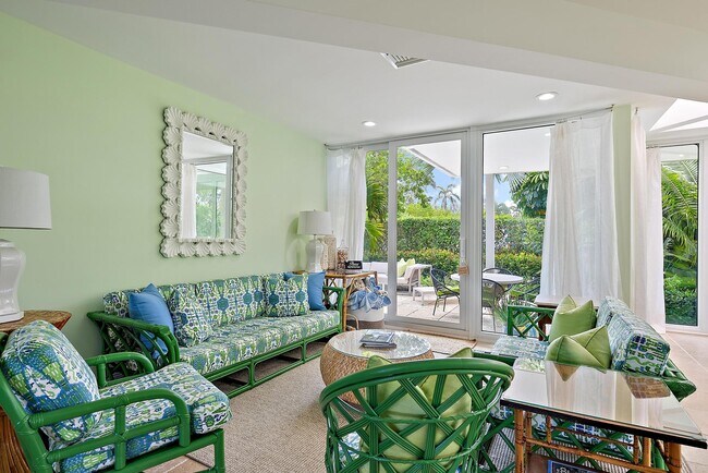 123 Evans Ln in Lantana, FL - Building Photo - Building Photo