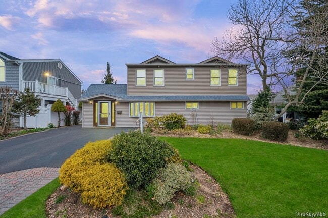 property at 11 Berry Ln