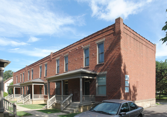 450-460 Helen Ct in Columbus, OH - Foto de edificio - Building Photo