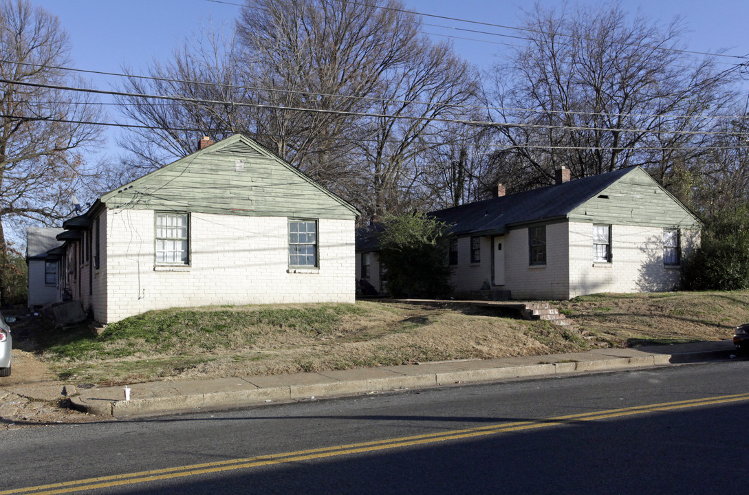 Scott St Apartments in Memphis, TN - Building Photo