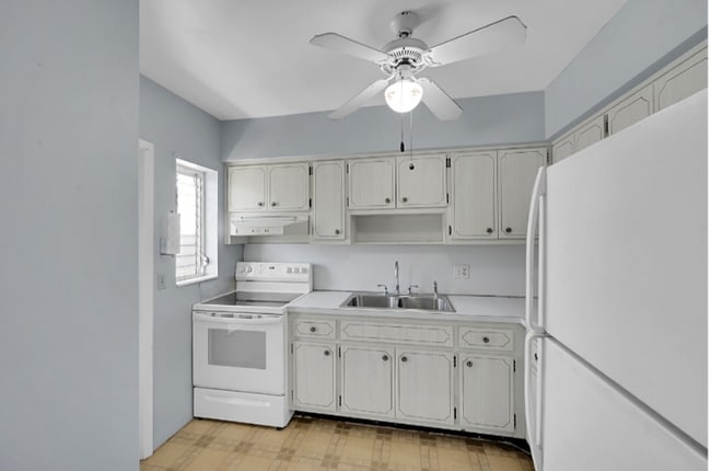 property at 2115 NE 42nd Ct