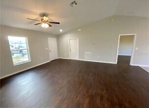 5547 Ponce De Leon Blvd in Sebring, FL - Building Photo - Building Photo