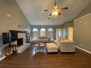 Room in House on Hathshire Dr in Charlotte, NC - Building Photo - Building Photo