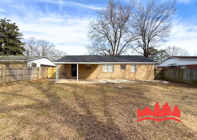 2567 Thackery Dr in Memphis, TN - Building Photo - Building Photo