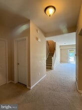 2082 Deer Run Dr in Hummelstown, PA - Building Photo - Building Photo