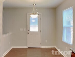 963 Bitting Hall Cir in Rural Hall, NC - Foto de edificio - Building Photo