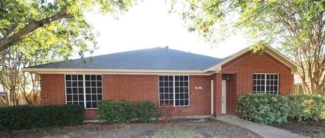 302 Stone Creek Dr in Allen, TX - Building Photo