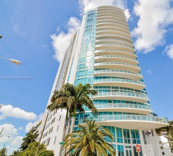 460 NE 28th St, Unit 1001 in Miami, FL - Foto de edificio