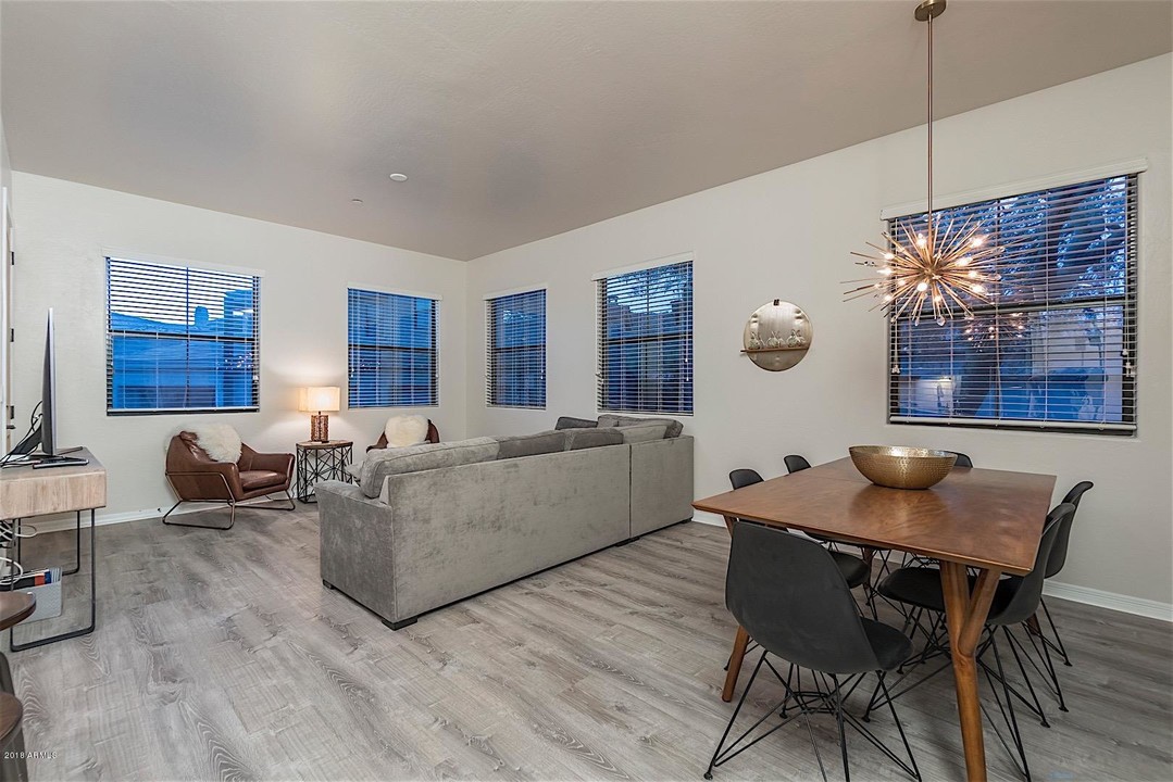 10055 N 142nd St-Unit -1300 in Scottsdale, AZ - Building Photo