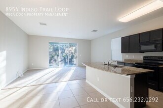 8954 Indigo Trl Lp in Riverview, FL - Building Photo - Building Photo