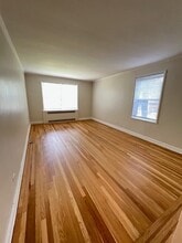 824 Palmer Rd in Bronxville, NY - Building Photo - Building Photo