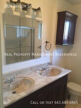 2824 Baylor St in Bakersfield, CA - Building Photo - Building Photo