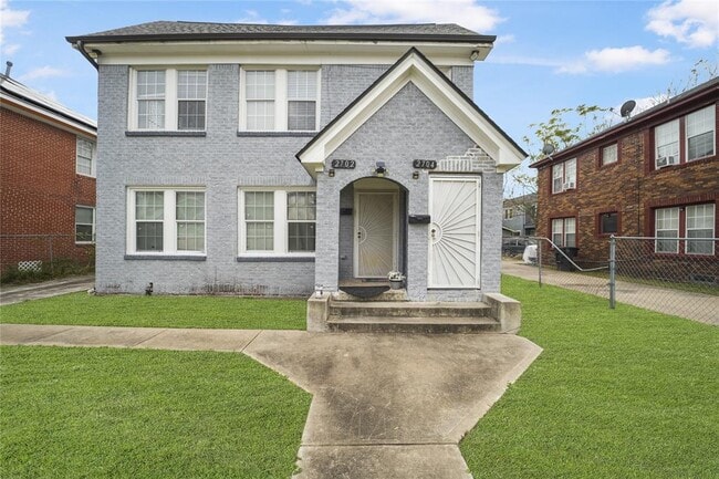 property at 2704 Truxillo St