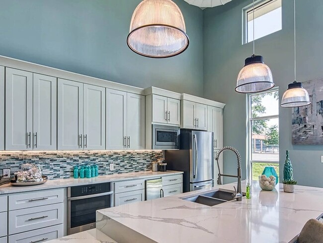 Compass at City Center in Newport News, VA - Building Photo - Building Photo