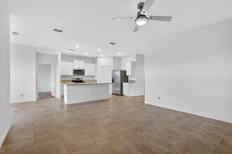 10552 SW Toren Wy in Port St. Lucie, FL - Building Photo - Building Photo