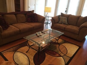 807 W Longleaf Dr, Unit 35 in Auburn, AL - Building Photo - Building Photo