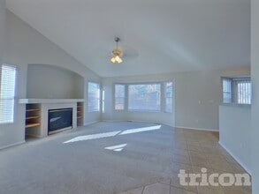 2326 Shoshone Valley Trail in Monument, CO - Foto de edificio - Building Photo