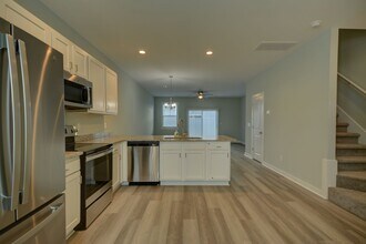 603 Windsurfing Ln in Sneads Ferry, NC - Building Photo - Building Photo