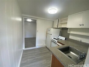 45-735-735 Kamehameha Hwy in Kaneohe, HI - Building Photo - Building Photo