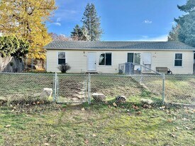 6916 N Normandie St in Spokane, WA - Building Photo