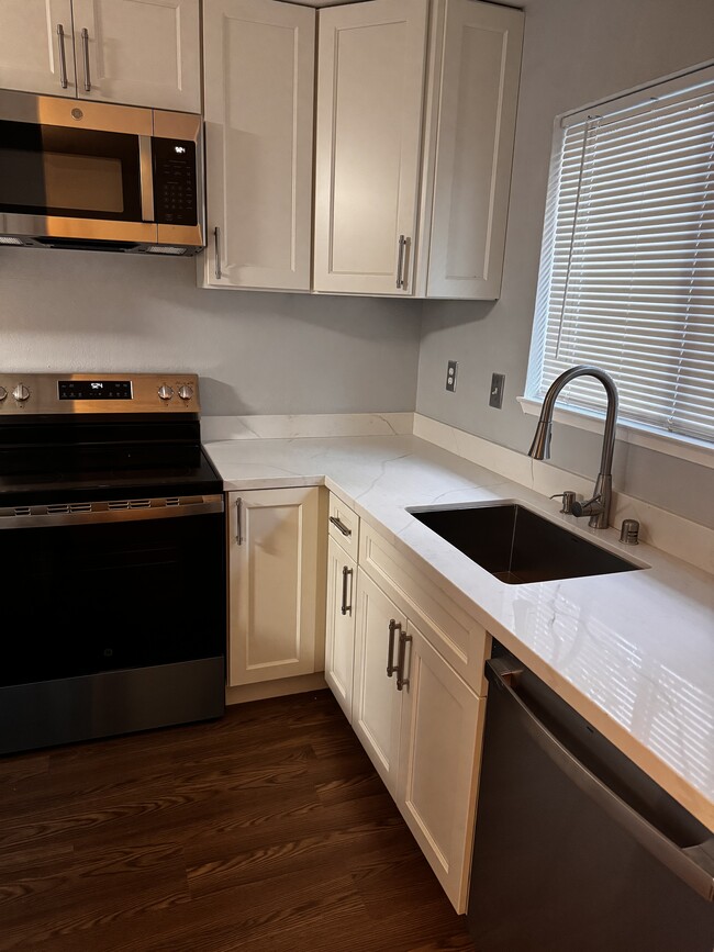 property at 2161 Northwood Cir