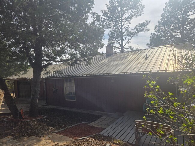 116 Cliff Ct in Ruidoso, NM - Building Photo - Building Photo