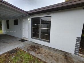1501 NE 151st Terrace in North Miami Beach, FL - Building Photo - Building Photo