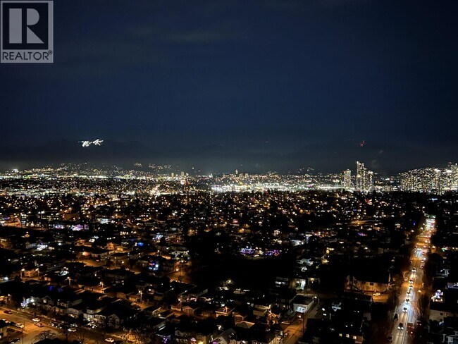 5058 Joyce St in Vancouver, BC - Building Photo - Building Photo