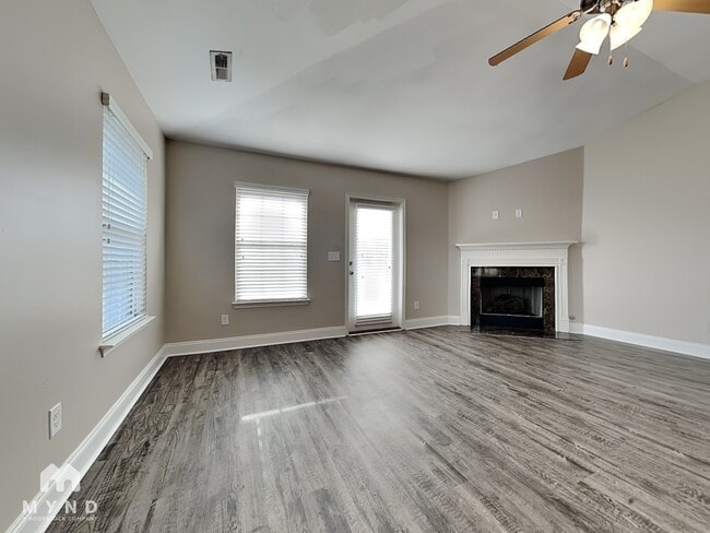 566 Waterford Ln in Calera, AL - Building Photo - Building Photo