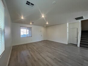 6732 Sea Swallow St in North Las Vegas, NV - Building Photo - Building Photo