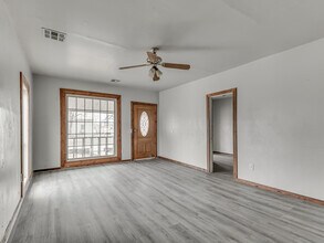 118 S Miles Ave in El Reno, OK - Building Photo - Building Photo