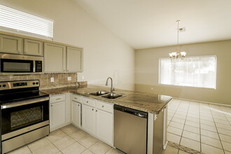 9781 Holden Pl in Tucson, AZ - Building Photo - Building Photo