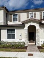 2627 SE 28th Dr in Homestead, FL - Building Photo